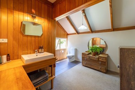 Photo of property in 235 No 2 Line, Okoia, Whanganui, 4572