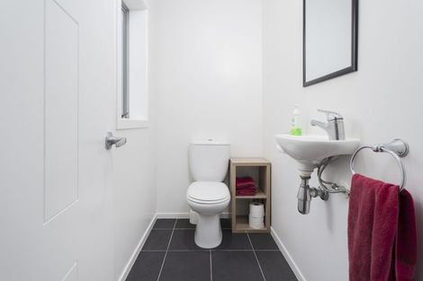 Photo of property in 27 Endeavour Drive, Whitby, Porirua, 5024