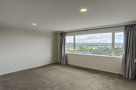 Photo of property in 48 Bur Oak Terrace, Schnapper Rock, Auckland, 0632
