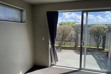 Photo of property in 55 Lyndon Street, Riccarton, Christchurch, 8041
