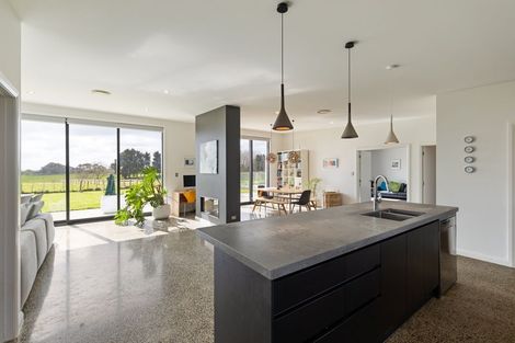 Photo of property in 26 Tula Lane, Kelvin Grove, Palmerston North, 4470
