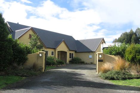 Photo of property in 43 Moonshine Valley Road, Aokautere, 4471
