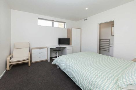 Photo of property in 32 Dickens Street, Addington, Christchurch, 8024