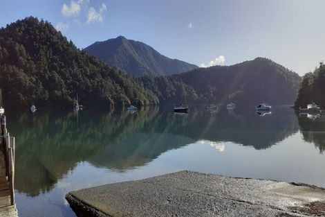 Photo of property in 30 Rata Street, Duncan Bay, Tennyson Inlet, 7195