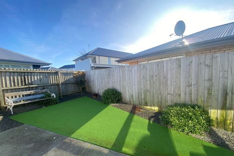 Photo of property in 2a Annies Lane, Aidanfield, Christchurch, 8025