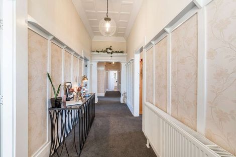 Photo of property in 6 Kerwood Place, Gore, 9710