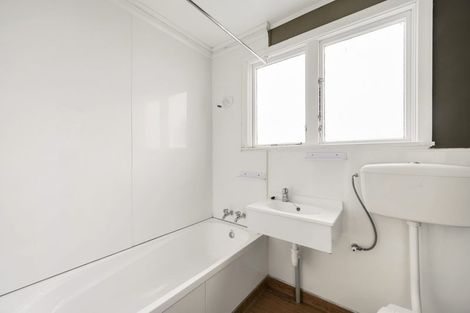 Photo of property in 135 Onslow Road, Khandallah, Wellington, 6035