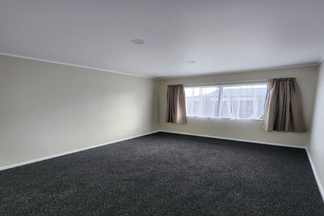 Photo of property in 1/14 Nerissa Place, Randwick Park, Auckland, 2105