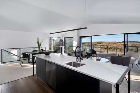 Photo of property in 992a Papamoa Beach Road, Papamoa Beach, 3118