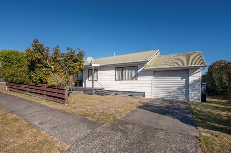 Photo of property in 21 Ingle Avenue, Richmond Heights, Taupo, 3330