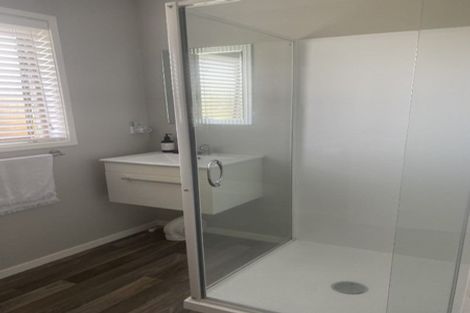 Photo of property in 1/11 Tainui Street, Torbay, Auckland, 0630