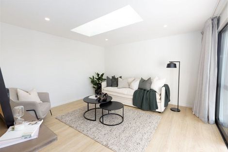 Photo of property in 2 Mccahon Drive, Rangiora, 7400