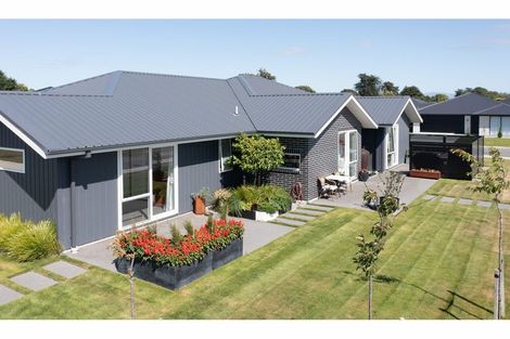 Photo of property in 1 Tara Crescent, Woodend, 7610