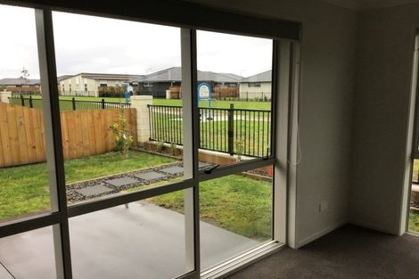 Photo of property in 8 Naeo Close, Papamoa Beach, Papamoa, 3118