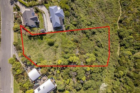 Photo of property in 25 Drayton Drive, Mount Pleasant, Christchurch, 8081