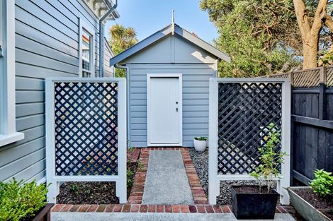 Photo of property in 5a Heretaunga Street, Petone, Lower Hutt, 5012