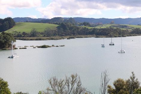 Photo of property in 1250 Sandspit Road, Sandspit, Warkworth, 0982