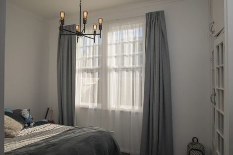 Photo of property in 2/80 Freyberg Street, Lyall Bay, Wellington, 6022