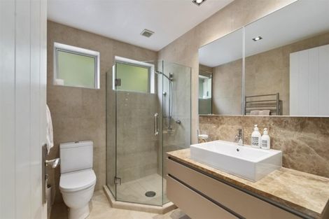 Photo of property in 270 Hurstmere Road, Takapuna, Auckland, 0622