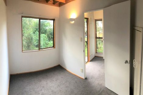 Photo of property in 12 Cross Street, Karori, Wellington, 6012