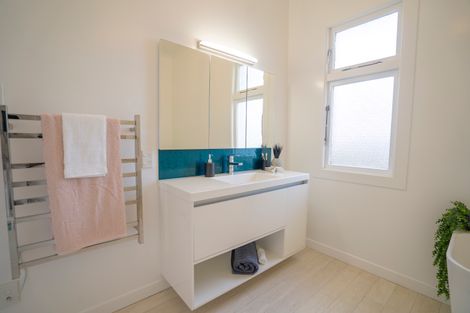 Photo of property in 84 Melbourne Street, Windsor, Invercargill, 9810