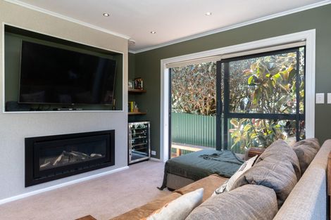 Photo of property in 40 Kapiti Crescent, Titahi Bay, Porirua, 5022