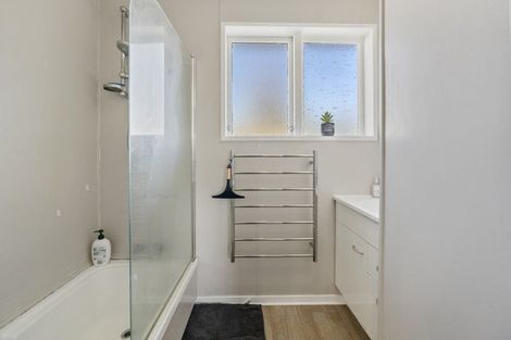 Photo of property in 16 Te Takinga Street, Turangi, 3334