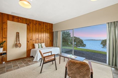 Photo of property in 16 Dalton Road, Snells Beach, 0920