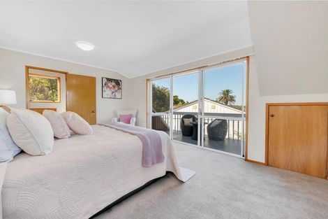 Photo of property in 36 Compton Street, Hillcrest, Auckland, 0627