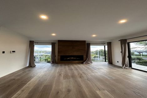 Photo of property in 4 Flavell Drive, Orewa, 0931