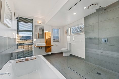 Photo of property in 9 Sunhaven Cove, Cromwell, 9310