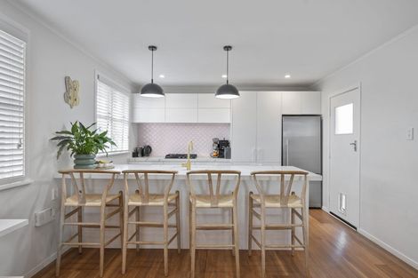 Photo of property in 6 Corbett Place, Onekawa, Napier, 4110