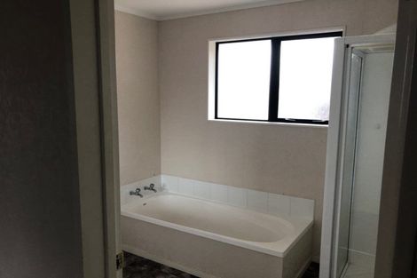 Photo of property in 20 Aspen Way, Kelvin Grove, Palmerston North, 4414