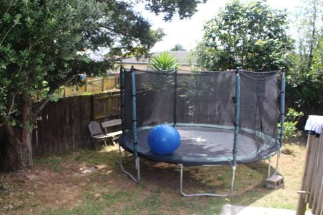 Photo of property in 1/59 Mcannalley Street, Manurewa East, Auckland, 2102