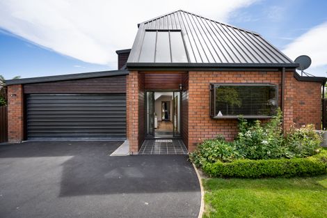 Photo of property in 51 Westgrove Avenue, Avonhead, Christchurch, 8042