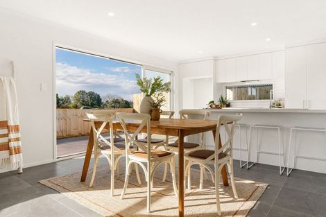 Photo of property in 17b Cowell Crescent, Pyes Pa, Tauranga, 3112