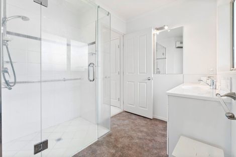 Photo of property in 147 Tukapa Street, Westown, New Plymouth, 4310