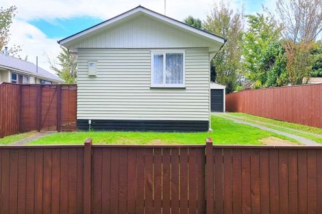 Photo of property in 98 Te Rangitautahanga Road, Turangi, 3334