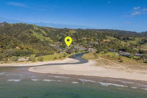 Photo of property in 18 Black Jack Road, Kuaotunu, Whitianga, 3592