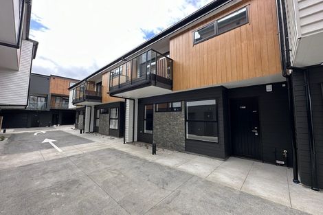 Photo of property in 7/6b William Roberts Road, Pakuranga, Auckland, 2010