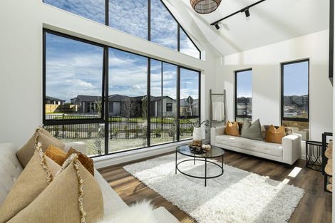 Photo of property in 6 Paihere Street, Huapai, Kumeu, 0810