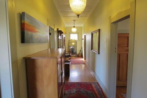 Photo of property in 8 Pukenui Street, Strandon, New Plymouth, 4312