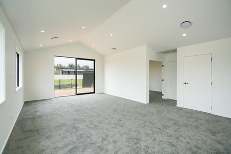Photo of property in 97 Hoffman Court, Waikiwi, Invercargill, 9810