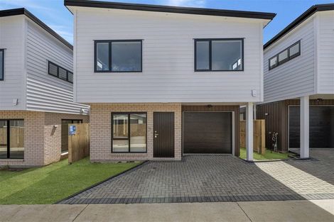 Photo of property in 451e Massey Road, Mangere East, Auckland, 2024