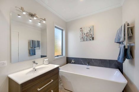 Photo of property in 114 Wharerangi Road, Greenmeadows, Napier, 4112