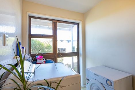 Photo of property in 330 Marine Parade, New Brighton, Christchurch, 8061