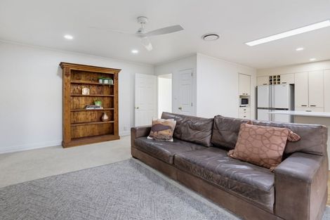 Photo of property in 36 Stewart Gibson Place, Manurewa, Auckland, 2105