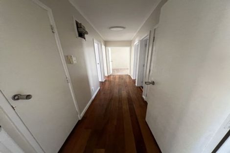 Photo of property in 9 Wycherley Drive, Bucklands Beach, Auckland, 2014