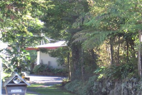 Photo of property in 25 Konini Road, Titirangi, Auckland, 0604