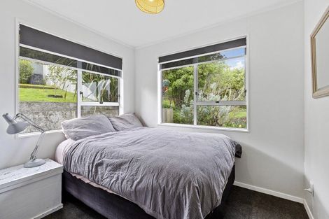 Photo of property in 63 Salford Street, Newlands, Wellington, 6037